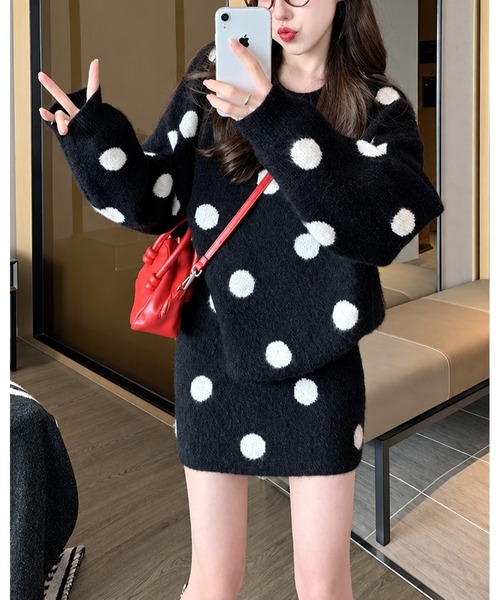 inst.ALL(インストール)の「レトロドットニットトップス×スカートセット(セットアップ・レディース・レッド/グレー/ブラック・M)」の15枚目の写真