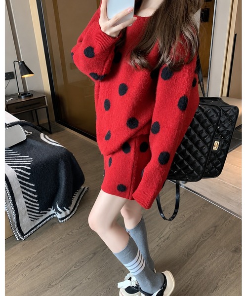 inst.ALL(インストール)の「レトロドットニットトップス×スカートセット(セットアップ・レディース・レッド/グレー/ブラック・M)」の9枚目の写真