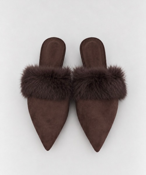 Rohwel(ローウェル)の「Pointed Fur Mules / ポインテッドファーミュール(パンプス・レディース・ブラック/ブラウン・SMALL/LARGE/MEDIUM)」の2枚目の写真
