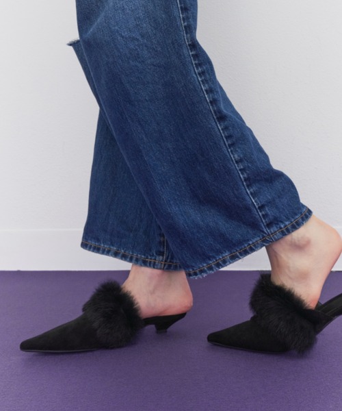 Rohwel(ローウェル)の「Pointed Fur Mules / ポインテッドファーミュール(パンプス・レディース・ブラック/ブラウン・SMALL/LARGE/MEDIUM)」の14枚目の写真