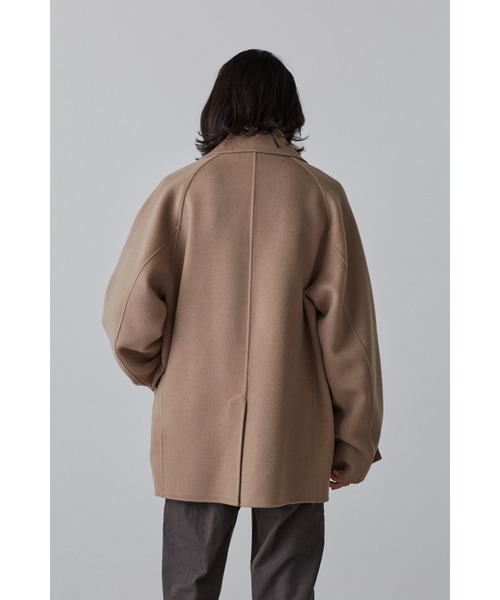 YLEVE(イレーヴ)の「YLEVE / LAMBSWOOL DOUBLE CLOTH BEAVER SHORT CO(ダウンジャケット/コート・メンズ・ブラウン/ネイビー・4/5)」の4枚目の写真