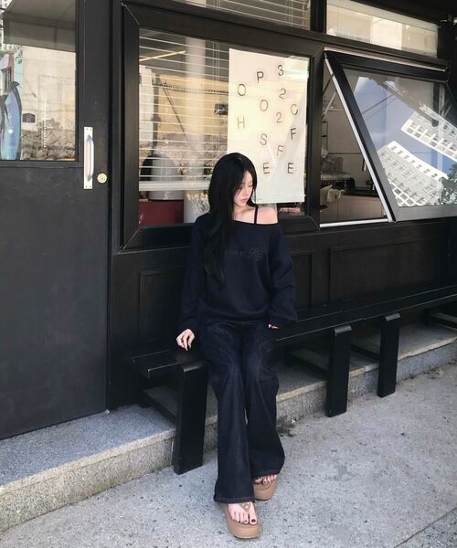 HAVISM（ヘビズム）の「LVER オフショルダースウェットシャツ（チャコール）（スウェット・レディース・その他・FREE）」の5枚目の写真