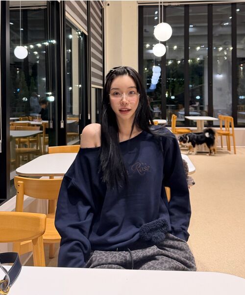 HAVISM（ヘビズム）の「LVER オフショルダースウェットシャツ（チャコール）（スウェット・レディース・その他・FREE）」の6枚目の写真