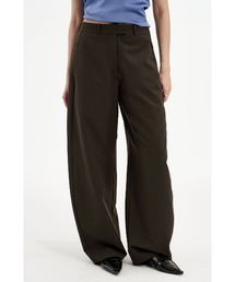 Studio Doe（スタジオドー）の「Studio Doe Low-waist Cocoon Wide Trousers（その他パンツ）」