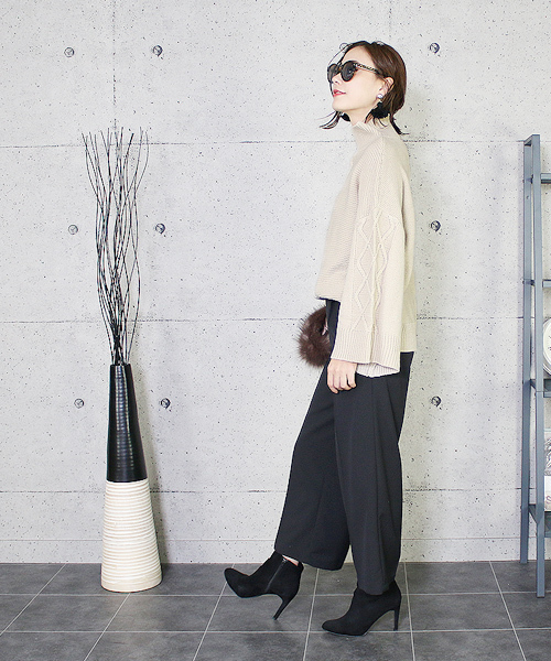 reca（レカ）の「アラン編みベル袖ハイネックニット（ニット/セーター・レディース・レッド系その他/ブラック/ライトベージュ・M）」の18枚目の写真