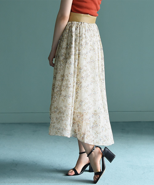 Luz Llena（ラズレナ）の「ヴィンテージ風・小花柄アシンメトリースカート（スカート・レディース・イエロー/オフホワイト・MEDIUM）」の10枚目の写真