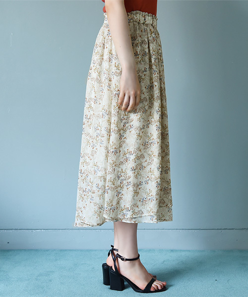 Luz Llena（ラズレナ）の「ヴィンテージ風・小花柄アシンメトリースカート（スカート・レディース・イエロー/オフホワイト・MEDIUM）」の4枚目の写真