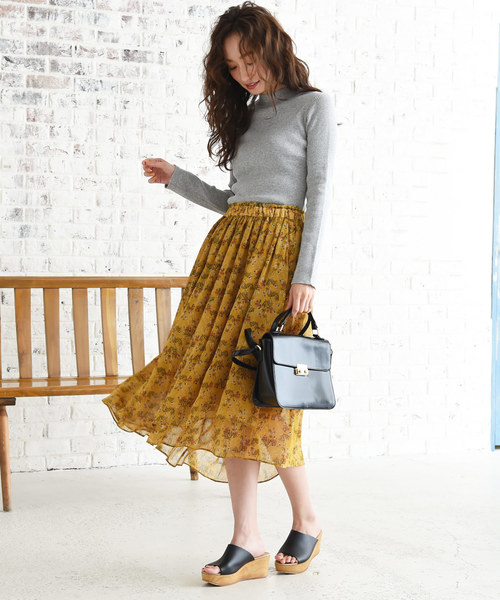 Luz Llena（ラズレナ）の「ヴィンテージ風・小花柄アシンメトリースカート（スカート・レディース・イエロー/オフホワイト・MEDIUM）」の14枚目の写真