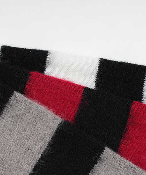 CAMBIO(カンビオ)の「mn1514 - Loose Mohair Knit Pullover ニット(ニット/セーター・メンズ・ホワイト×ブラック/ブラック/レッド系その他/グレー系その他/グレー/グレー系その他2・L/M/S)」の13枚目の写真