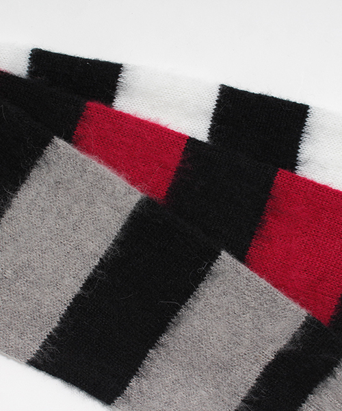 CAMBIO(カンビオ)の「mn1514 - Loose Mohair Knit Pullover ニット(ニット/セーター・メンズ・ホワイト×ブラック/ブラック/レッド系その他/グレー系その他/グレー/グレー系その他2・L/M/S)」の14枚目の写真