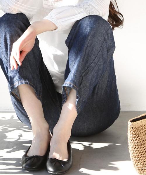 coen（コーエン）の「【CM着用アイテム】バレエフラットシューズ（バレエシューズ・レディース・ブラック/レッド/シルバー・LARGE/MEDIUM/SMALL/X-LARGE）」の2枚目の写真