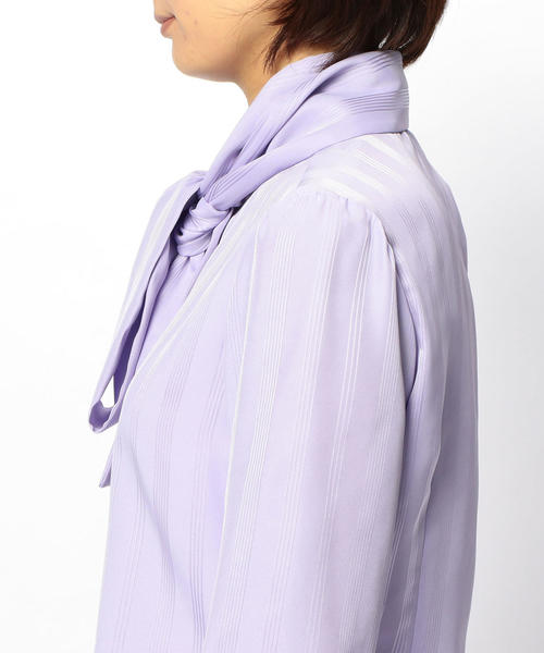 NARACAMICIE（ナラカミーチェ）の「ランダムストライプボウタイ長袖ブラウス（シャツ/ブラウス・レディース・ホワイト/ピンク/パープル/ネイビー・LARGE/MEDIUM/SMALL/X-LARGE）」の15枚目の写真