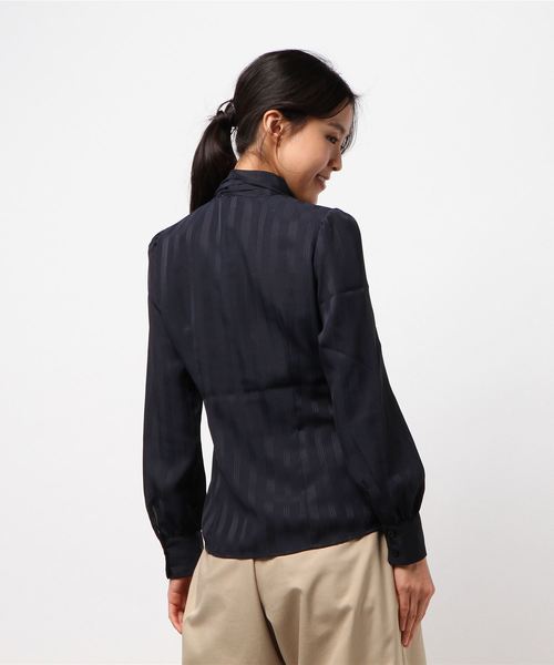 NARACAMICIE（ナラカミーチェ）の「ランダムストライプボウタイ長袖ブラウス（シャツ/ブラウス・レディース・ホワイト/ピンク/パープル/ネイビー・LARGE/MEDIUM/SMALL/X-LARGE）」の6枚目の写真