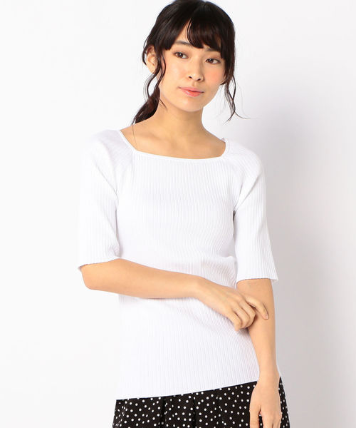 SHIPS(シップス)の「PrimaryNavyLabel:スクエアネックリブプルオーバー(Tシャツ/カットソー・レディース・ホワイト系その他/オフホワイト/ブルー/ブラック・36/38)」の2枚目の写真