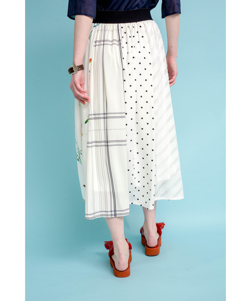 DOLLUPOOPS(ドールアップウップス)の「<doll up oops> 4tex ボタニカル×ドット フレアースカート(スカート・レディース・ホワイト/ブラック・38)」の14枚目の写真