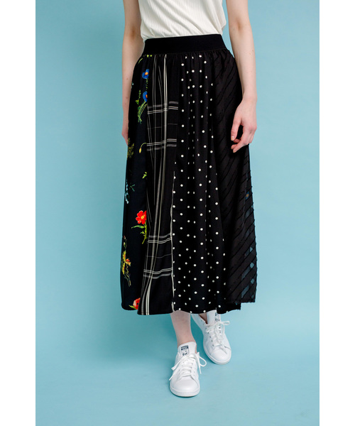 DOLLUPOOPS(ドールアップウップス)の「<doll up oops> 4tex ボタニカル×ドット フレアースカート(スカート・レディース・ホワイト/ブラック・38)」の6枚目の写真