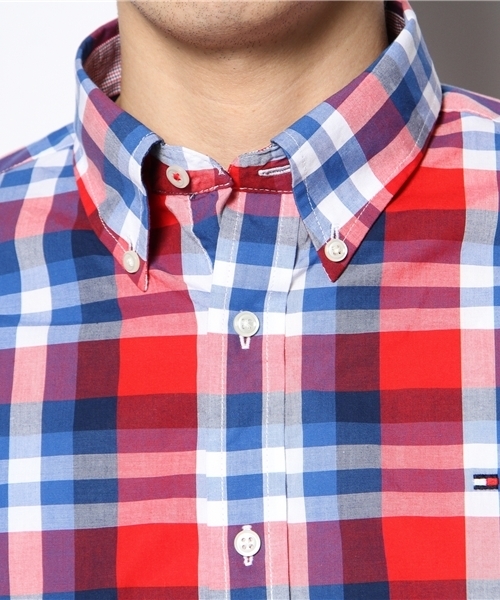 TOMMY HILFIGER（トミーヒルフィガー）の「IAN CHCK SHIRT - CUSTOM FIT（シャツ/ブラウス・メンズ・レッド・SMALL/MEDIUM/LARGE/X-LARGE/XX-LARGE）」の4枚目の写真
