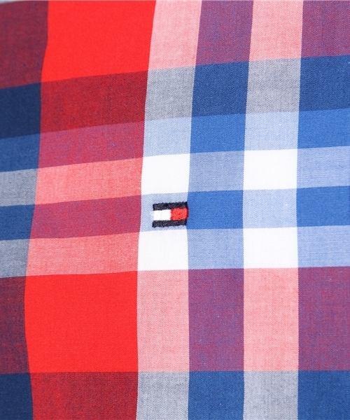 TOMMY HILFIGER（トミーヒルフィガー）の「IAN CHCK SHIRT - CUSTOM FIT（シャツ/ブラウス・メンズ・レッド・SMALL/MEDIUM/LARGE/X-LARGE/XX-LARGE）」の5枚目の写真