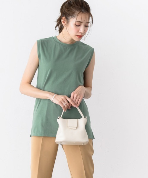 Pierrot（ピエロ）の「ノースリーブタンクトップ（タンクトップ・レディース・ブラウン系その他/カーキ/ネイビー/ピンク系その他/オフホワイト/ブラック/杢グレー/ブラウン/オレンジ系その他/グリーン系その他/ブルー系その他/ライトグレー/ミント/モカ/ピンクベージュ/グリーン系その他2/ラベンダー/イエロー/ロイヤルブルー/ホワイト×ブラック/ピンク系その他2/チャコール・L/M/LL）」の12枚目の写真