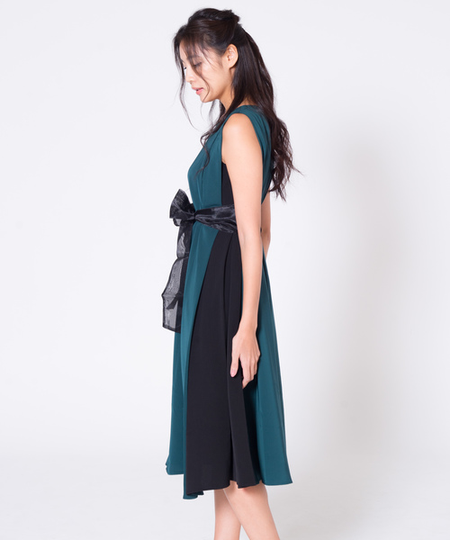 Ann Ashlee（アンアシュリー）の「Ann Ashlee / 配色Aラインワンピース　パーティードレス（ドレス・レディース・ベージュ/グリーン/ネイビー/ボルドー・M）」の6枚目の写真