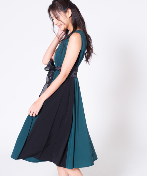 Ann Ashlee（アンアシュリー）の「Ann Ashlee / 配色Aラインワンピース　パーティードレス（ドレス・レディース・ベージュ/グリーン/ネイビー/ボルドー・M）」の21枚目の写真