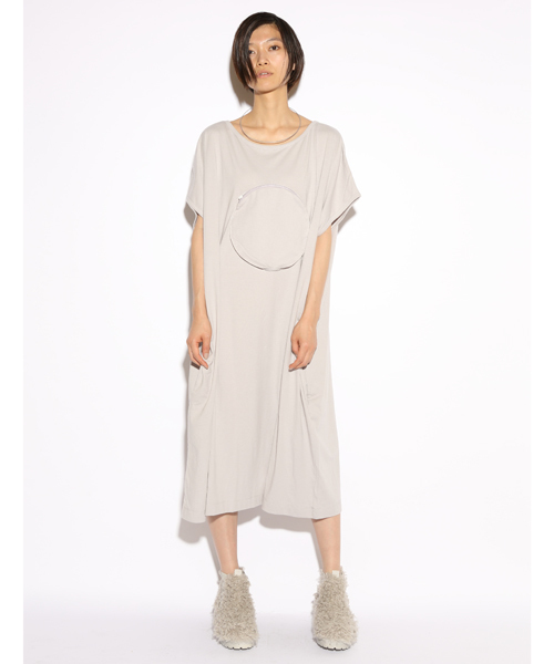 i（アイ）の「○△□ポケットBIG/Tシャツ（Tシャツ/カットソー・レディース・ホワイト/ブラック/グレー・ﾌﾘ-）」の3枚目の写真