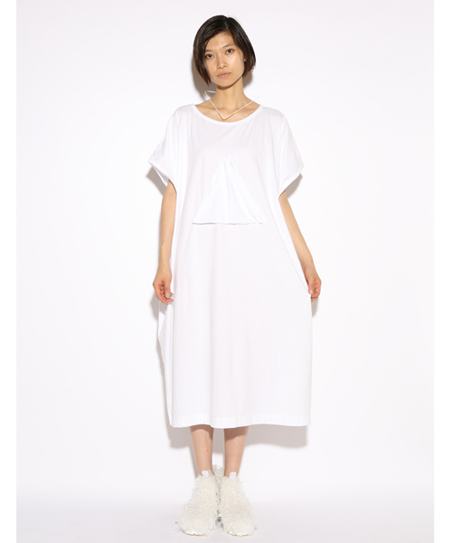 i（アイ）の「○△□ポケットBIG/Tシャツ（Tシャツ/カットソー・レディース・ホワイト/ブラック/グレー・ﾌﾘ-）」の4枚目の写真