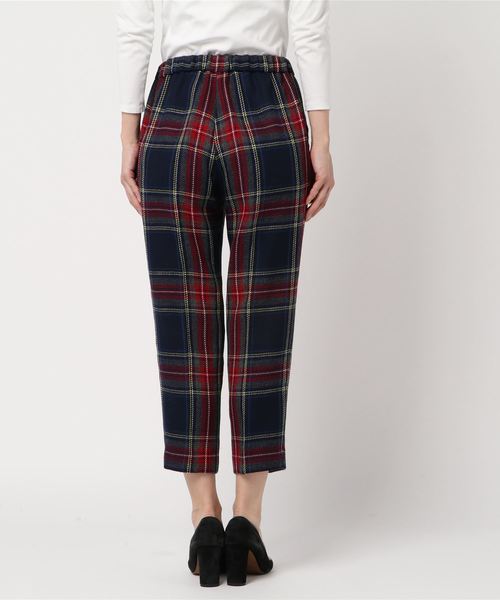 Munich(ミューニック)の「タータンチェックカルゼテーパードパンツ(その他パンツ・レディース・ベージュ/ネイビー・S)」の4枚目の写真