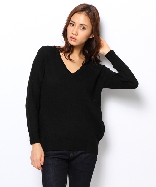 SHIPS for women（シップスフォーウィメン）の「ウール カシミヤ Vネックプルオーバー（ニット/セーター・レディース・グレー/オフホワイト/ブラック/ライトブルー・ONE SIZE）」の2枚目の写真