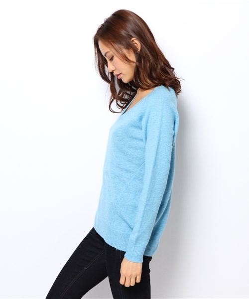 SHIPS for women（シップスフォーウィメン）の「ウール カシミヤ Vネックプルオーバー（ニット/セーター・レディース・グレー/オフホワイト/ブラック/ライトブルー・ONE SIZE）」の6枚目の写真