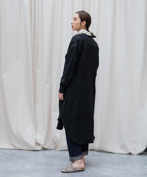 Liyoca(リヨカ)の「【Liyoca】起毛リネンツイルロングシャツ(シャツワンピース・レディース・ブラック/レッド/シルバーグレー/ラベンダー・FREE)」の21枚目の写真