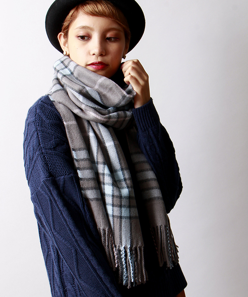 WEGO（ウィゴー）の「WEGO/チェックストール（ストール/ショール・レディース・グレー/ベージュ/グリーン/ネイビー/ピンク/レッド・FREE）」の2枚目の写真