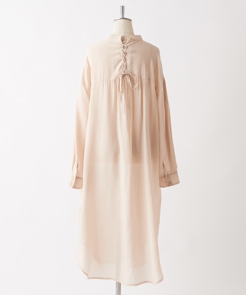 one after another NICE CLAUP（ワンアフターアナザーナイスクラップ）の「うしろレースアップロングシアーシャツ（シャツ/ブラウス・レディース・ベージュ/オフホワイト/ミント・FREE）」の11枚目の写真