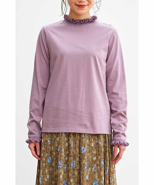 Live in comfort(リブインコンフォート)の「リブ イン コンフォート コーデが新鮮に華やぐ ニットフリルカットソートップス(Tシャツ/カットソー・レディース・ベージュ/ラベンダー/ホワイト/ブラック/杢グレー・MEDIUM/X-LARGE/SMALL/LARGE/XX-LARGE/XXX-LARGE)」の5枚目の写真
