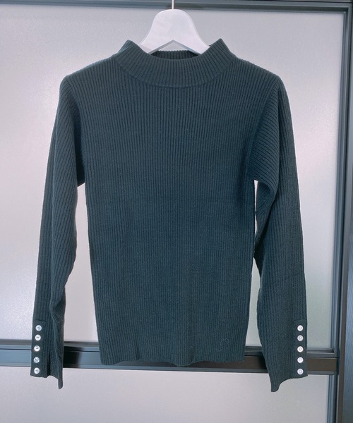 ap retro（アプレトロ）の「袖ボリュームボトルネックリブニット/プチハイネックリブニット【ZOZO限定アイテム】（ニット/セーター・レディース・ベージュ系その他2/グレイッシュベージュ/ブラック系その他/ベージュ/ホワイト系その他/ダークオレンジ/グレー系その他/ブラック/オレンジ系その他/ベージュ系その他/トップグレー/オフホワイト・FREE）」の13枚目の写真