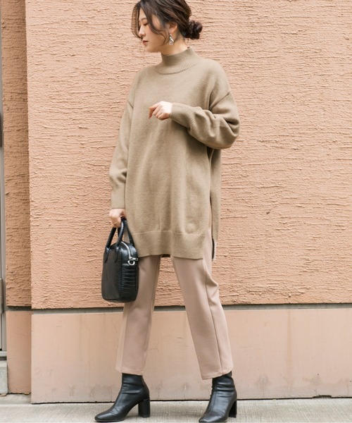 Ambre Neige(アンブルネージュ)の「バックデザインスリットニット/【WEB/EC限定商品】(ニット/セーター・レディース・ベージュ/カーキ・FREE)」の8枚目の写真