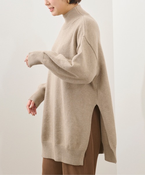 Ambre Neige(アンブルネージュ)の「バックデザインスリットニット/【WEB/EC限定商品】(ニット/セーター・レディース・ベージュ/カーキ・FREE)」の20枚目の写真