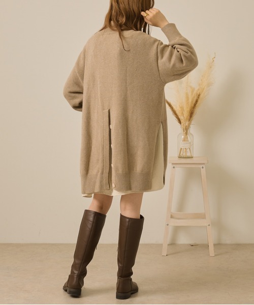 Ambre Neige(アンブルネージュ)の「バックデザインスリットニット/【WEB/EC限定商品】(ニット/セーター・レディース・ベージュ/カーキ・FREE)」の21枚目の写真