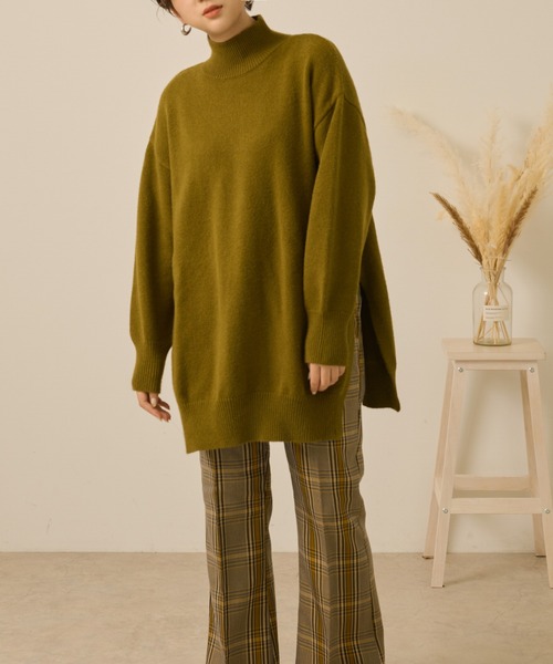 Ambre Neige(アンブルネージュ)の「バックデザインスリットニット/【WEB/EC限定商品】(ニット/セーター・レディース・ベージュ/カーキ・FREE)」の17枚目の写真