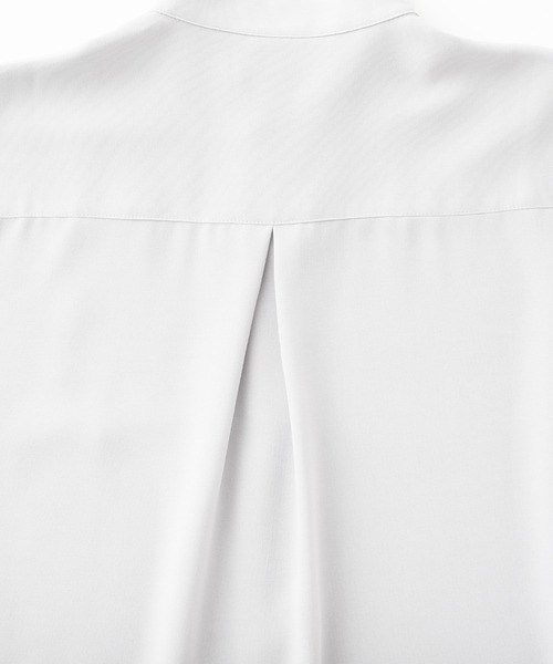 Mark Gonzales（マーク・ゴンザレス）の「Mark Gonzales/マークゴンザレス MONO-MART別注 ブライトポプリン オーバーサイズ クレリック 1/2 sleeve バンドカラーシャツ（シャツ/ブラウス・メンズ・ライトグレー/ブラック/ブラック系その他/グレー系その他/ベージュ系その他/ライラック/グレイッシュベージュ/グレイッシュブルー・M/L）」の16枚目の写真