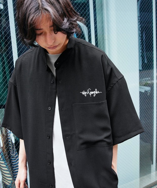 Mark Gonzales（マーク・ゴンザレス）の「Mark Gonzales/マークゴンザレス MONO-MART別注 ブライトポプリン オーバーサイズ クレリック 1/2 sleeve バンドカラーシャツ（シャツ/ブラウス・メンズ・ライトグレー/ブラック/ブラック系その他/グレー系その他/ベージュ系その他/ライラック/グレイッシュベージュ/グレイッシュブルー・M/L）」の18枚目の写真