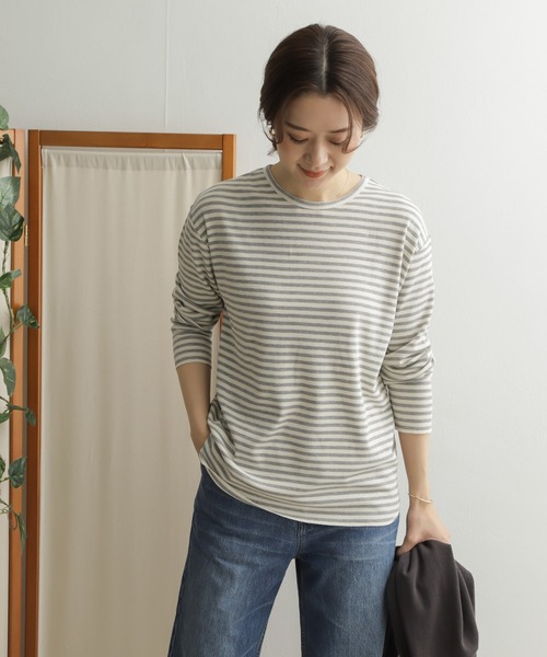 URBAN RESEARCH DOORS（アーバンリサーチドアーズ）の「【WEB限定】ハニカムボーダーロングTシャツ（Tシャツ/カットソー・レディース・ブラック/グレー/ラベンダー/ブルー系その他・ONE）」の22枚目の写真