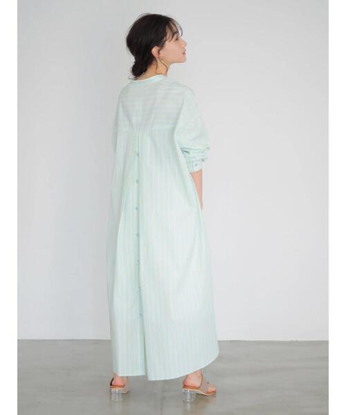 AMERICAN HOLIC（アメリカンホリック）の「バックボタンスキッパーシャツワンピース（シャツワンピース・レディース・オフホワイト/ブルー系その他6/ブルー系その他7・FREE）」の4枚目の写真