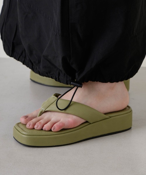 Kastane（カスタネ）の「リメイク風ミリタリージャンスカ（ジャンパースカート・レディース・ダークグリーン/ブラック・FREE）」の14枚目の写真