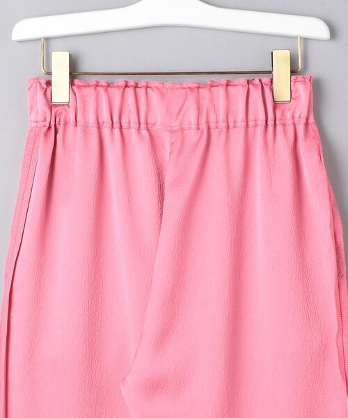 AEWEN MATOPH（イウエン マトフ）の「＜AEWEN MATOPH（イウエン マトフ）＞サテン イージーパンツ◆（その他パンツ・レディース・オリーブ/ピンク/ナチュラル/ベージュ・38/36）」の12枚目の写真