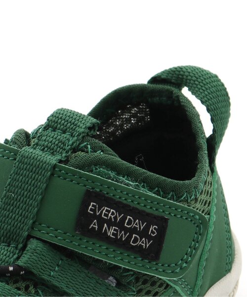 IFME（イフミー）の「IFME(イフミー)編み上げ水抜きユニサンダル(トドラー)（サンダル・キッズ・ブラック/グリーン/アイボリー/グレー/ピンク・16/18/20/19/17）」の18枚目の写真