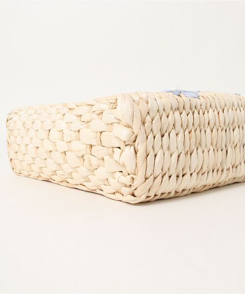 MISCH MASCH（ミッシュマッシュ）の「フルールトートかごバッグ（かごバッグ・レディース・ライトブルー/ホワイト/ピンク・FREE）」の7枚目の写真