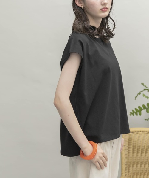 UR Lab.（アーバンリサーチラボ）の「ICESUMMER フレンチスリーブTシャツ（Tシャツ/カットソー・レディース・ライトブルー/オレンジ/カーキ/ブラック/ライトベージュ/オフホワイト/ダークブラウン・FREE）」の12枚目の写真