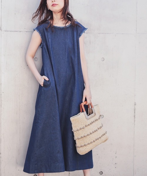 natural couture(ナチュラルクチュール)の「綿麻フリンジテントラインワンピース(ワンピース・レディース・ブラック/グレー/インディゴブルー/オレンジ/ライトベージュ・MEDIUM/LARGE)」の10枚目の写真