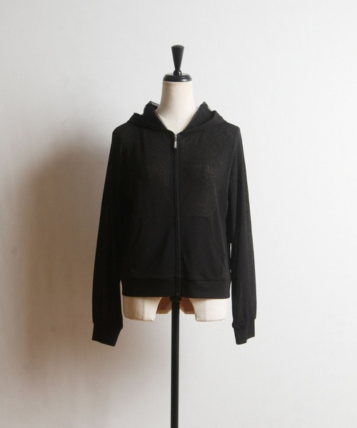 tocco closet(トッコ クローゼット)の「クリアビジューファスナー梨地UV加工バックフリルパーカー(パーカー・レディース・ブラック/オフホワイト/カーキ・M)」の14枚目の写真
